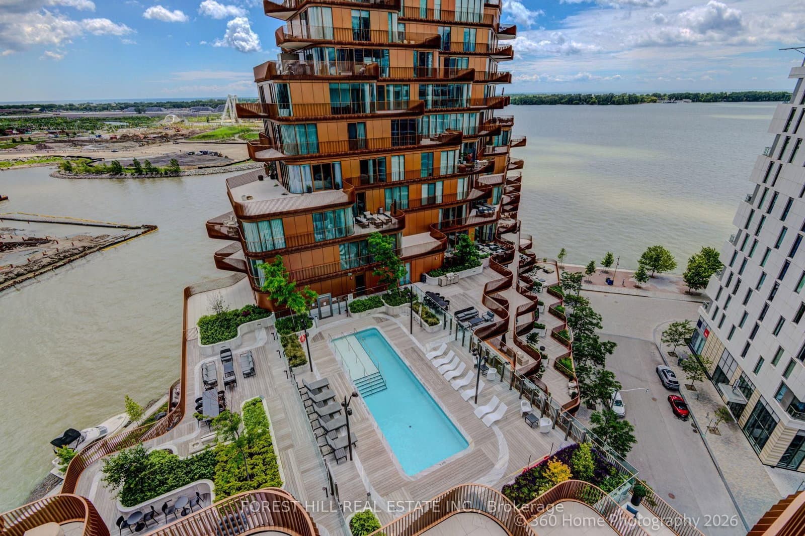 155 Merchants' Wharf, Unit 1222 thumbnail 26