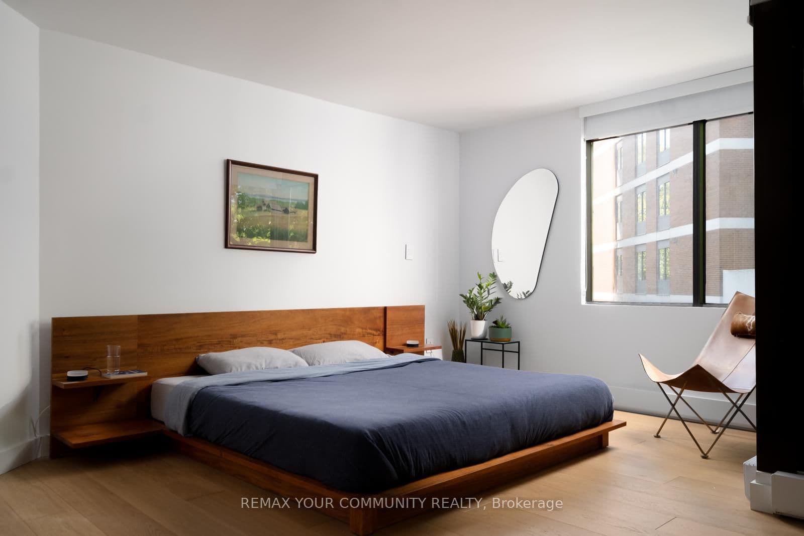 349 St Clair Avenue W, Unit 109 thumbnail 11