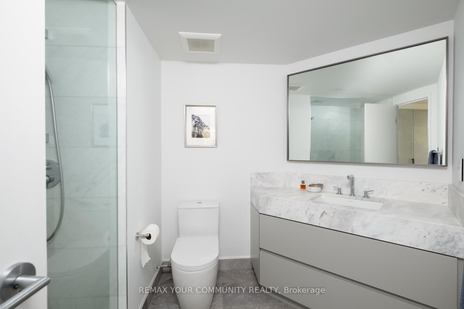 349 St Clair Avenue W, Unit 109 thumbnail 15