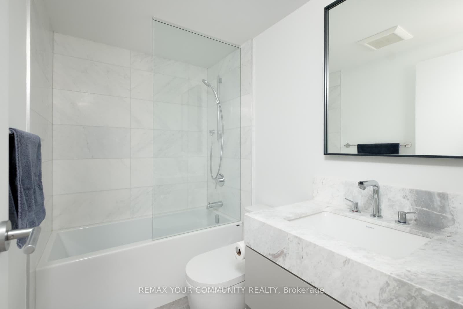 349 St Clair Avenue W, Unit 109 thumbnail 16
