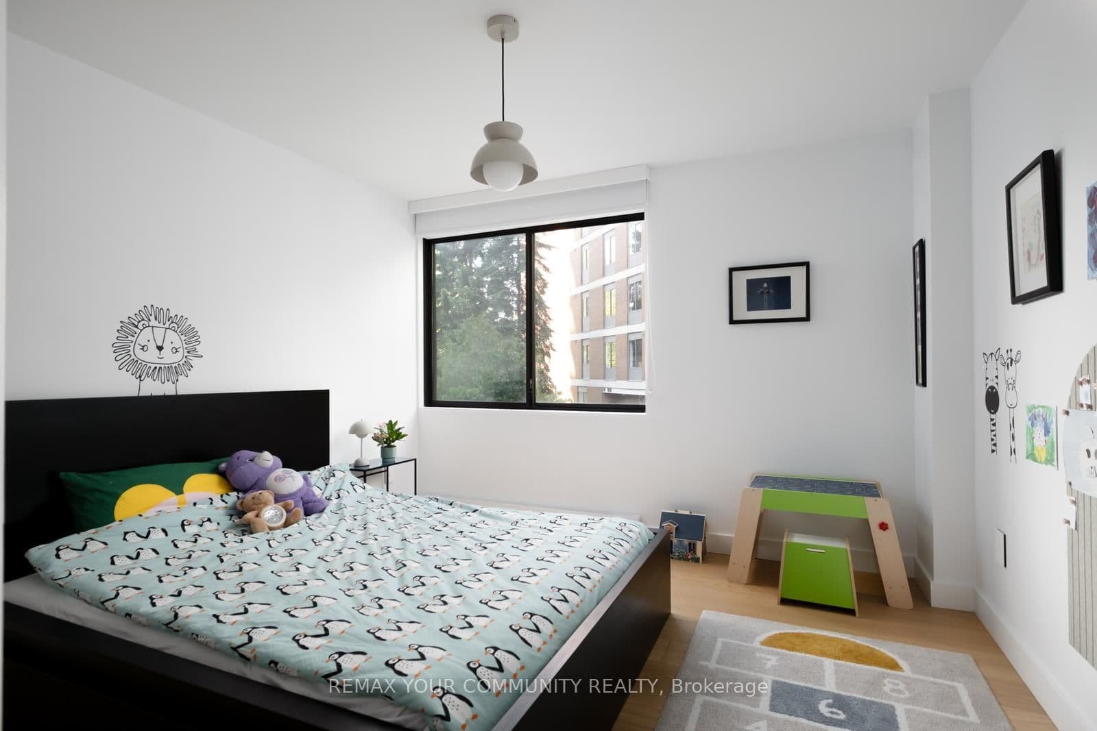 349 St Clair Avenue W, Unit 109 thumbnail 17