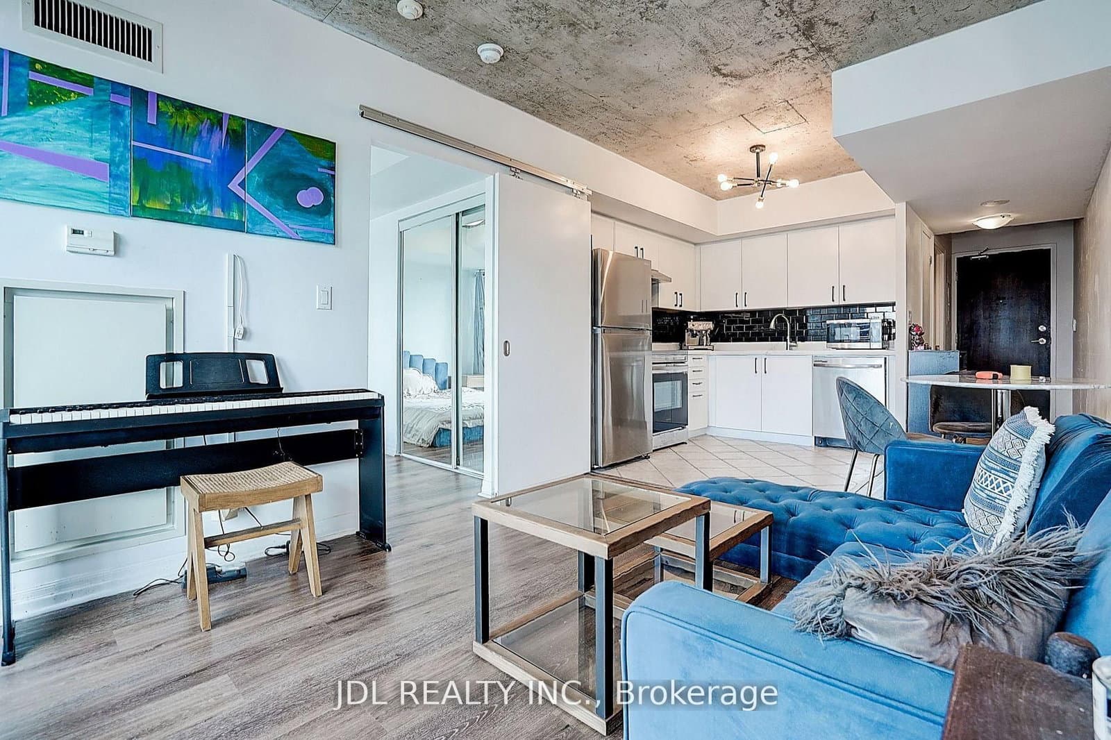 22 Wellesley Street E, Unit 2105 thumbnail 12