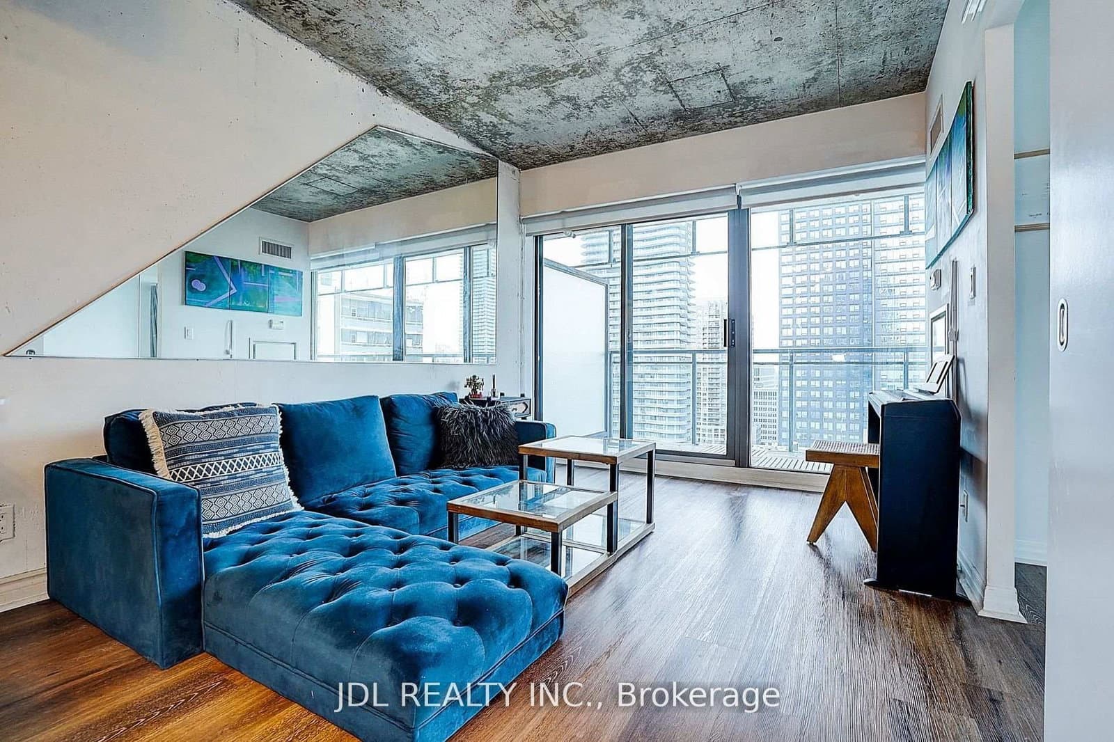 22 Wellesley Street E, Unit 2105 thumbnail 14