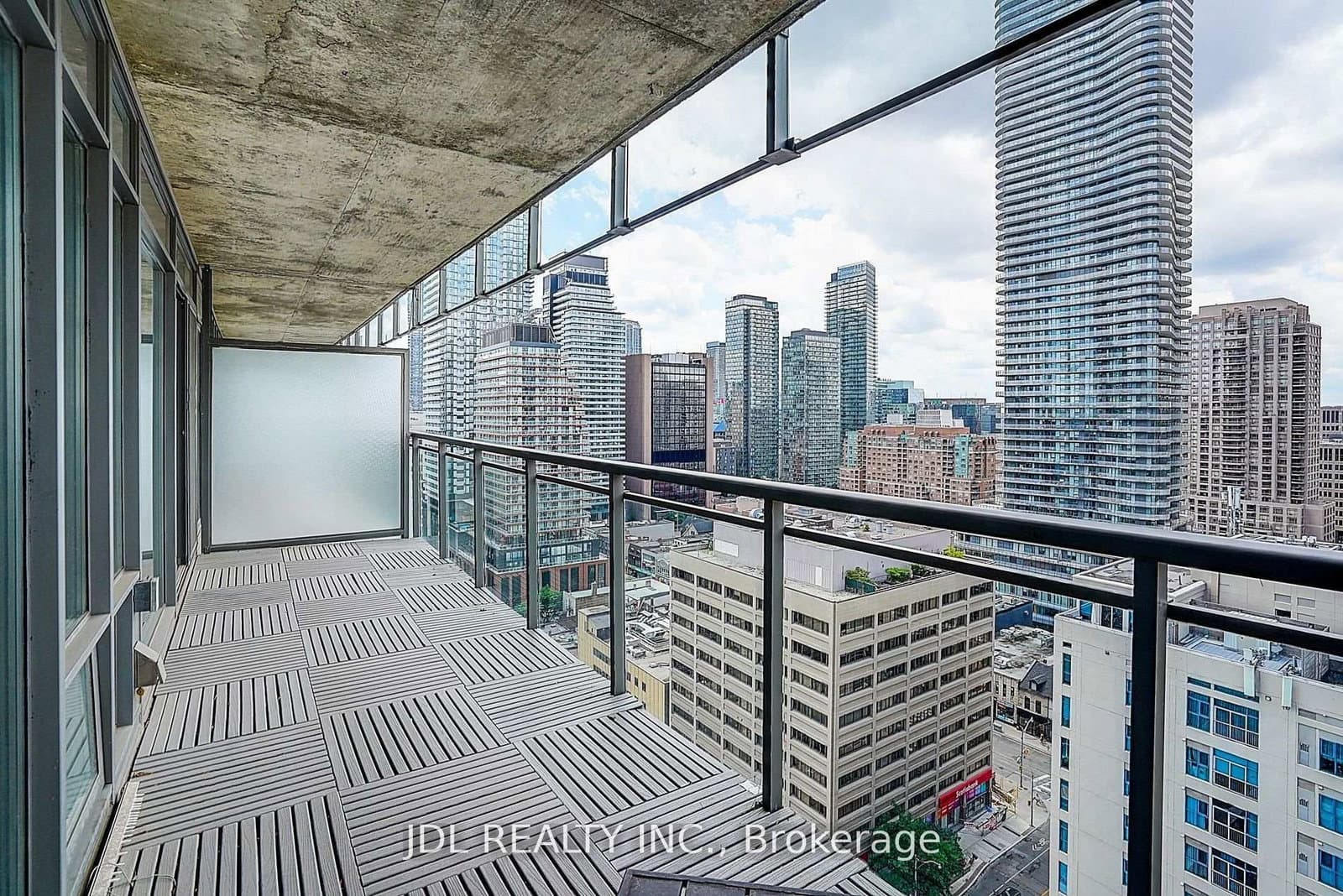 22 Wellesley Street E, Unit 2105 thumbnail 25