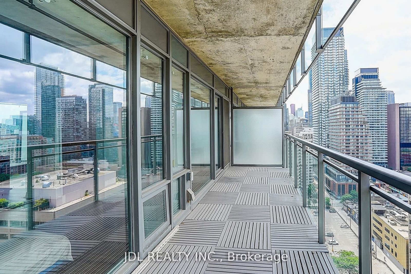 22 Wellesley Street E, Unit 2105 thumbnail 26