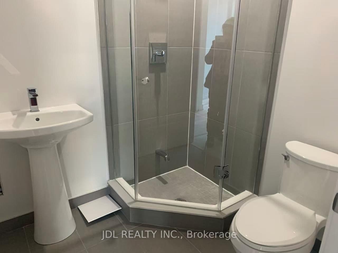 70 Princess Street, Unit 701 thumbnail 17