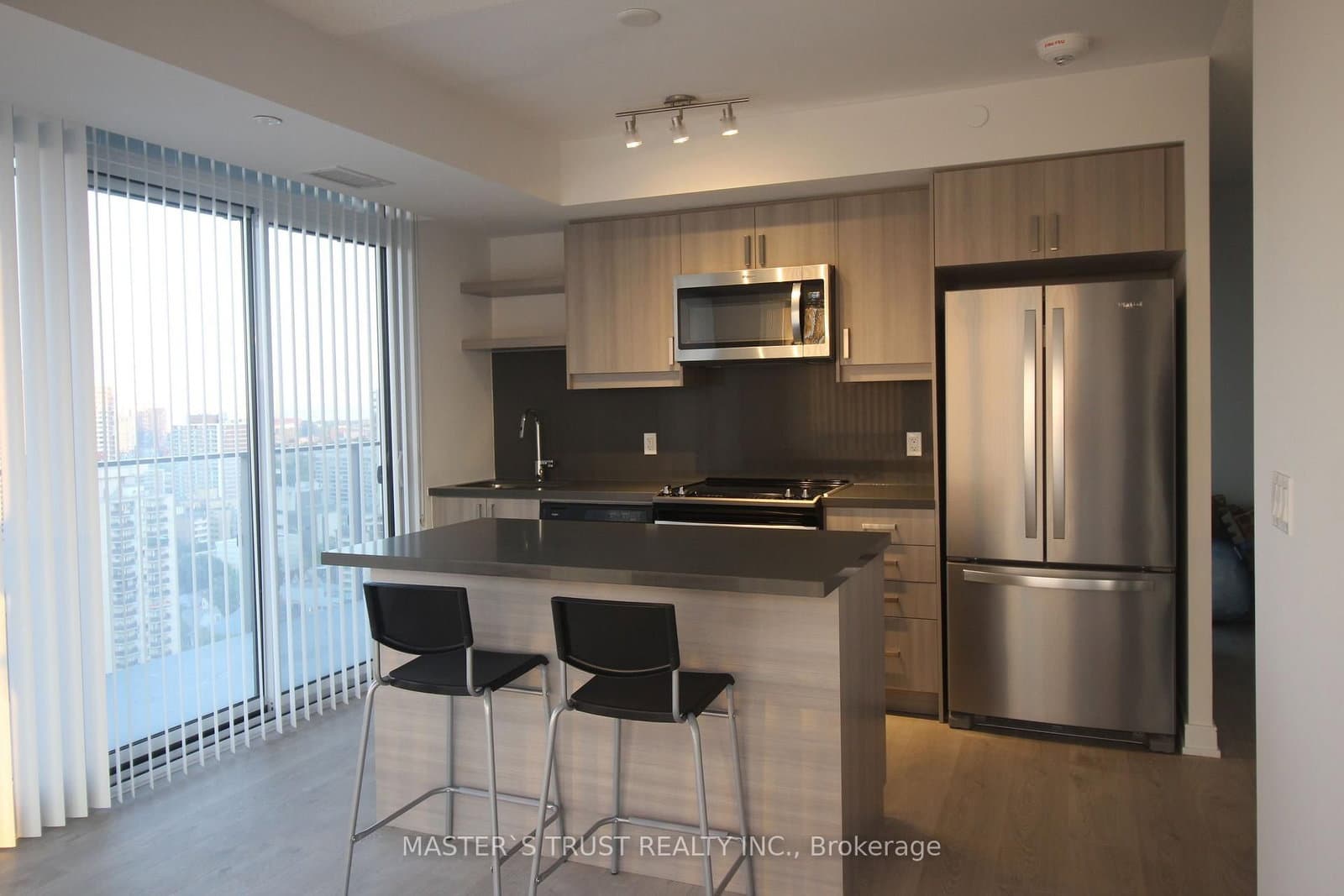 50 Wellesley East Street, Unit 2704 thumbnail 12