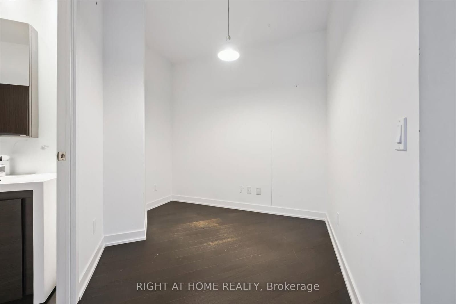 1030 King Street W, Unit 418 thumbnail 14