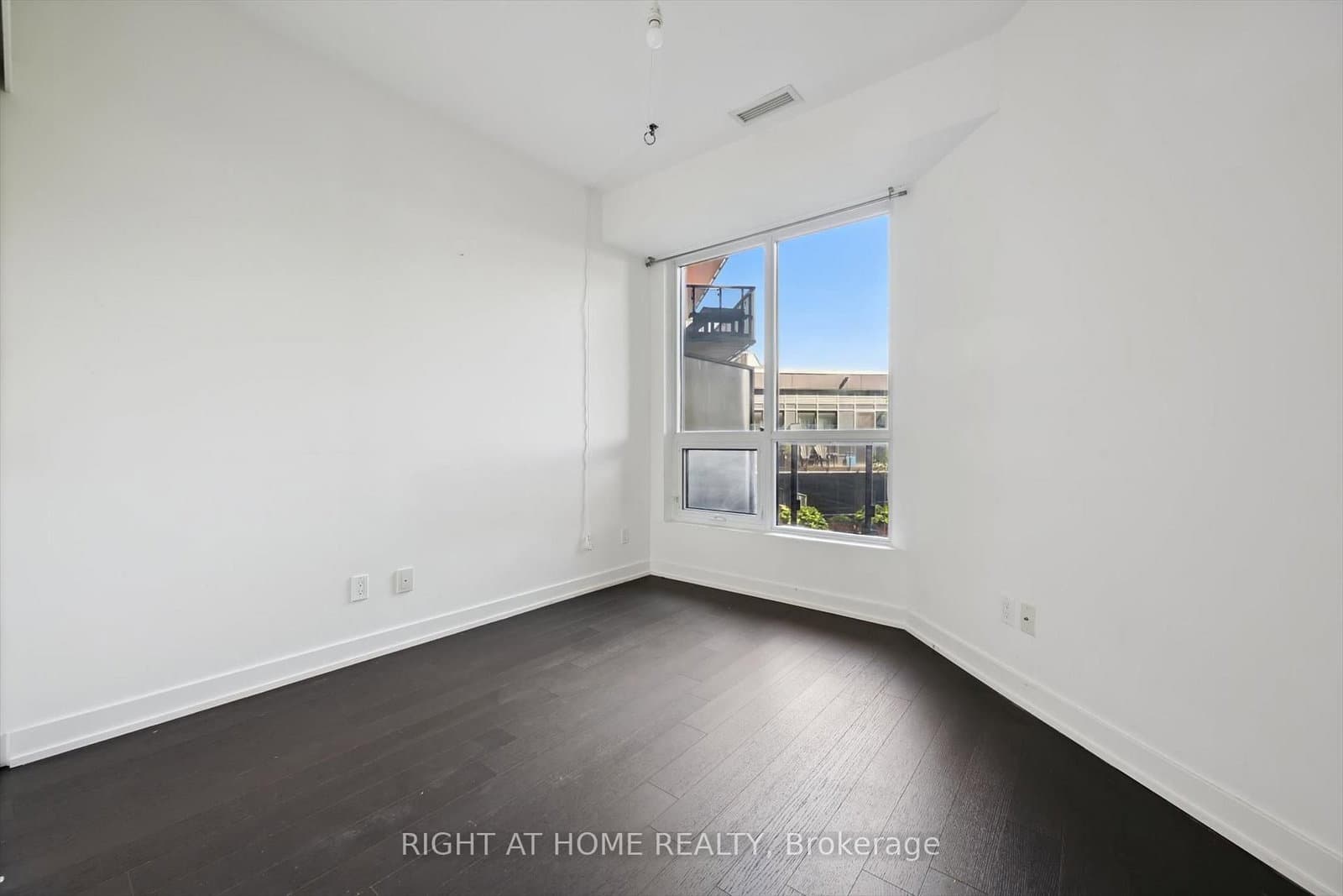 1030 King Street W, Unit 418 thumbnail 15