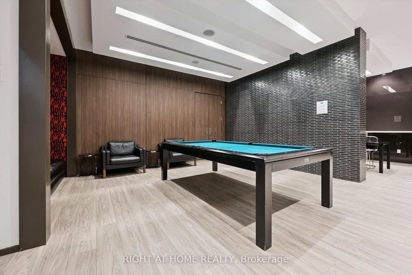 1030 King Street W, Unit 418 thumbnail 27