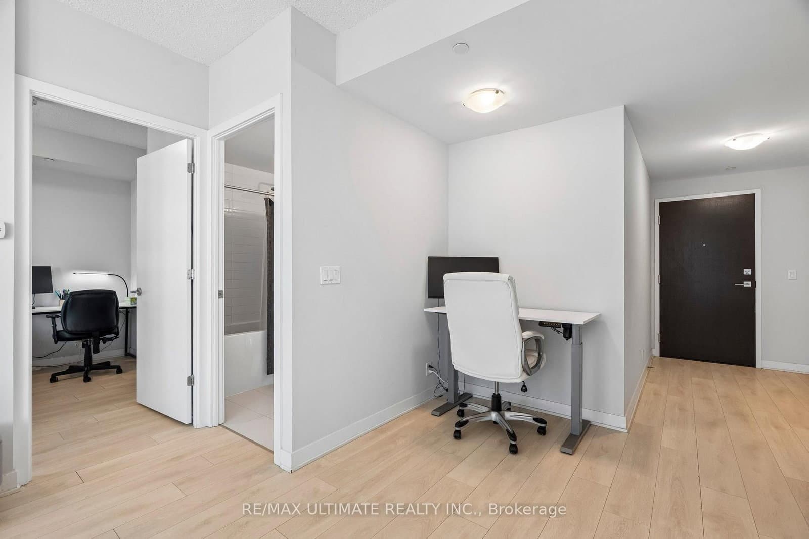 2221 Yonge Street, Unit 3905 thumbnail 10