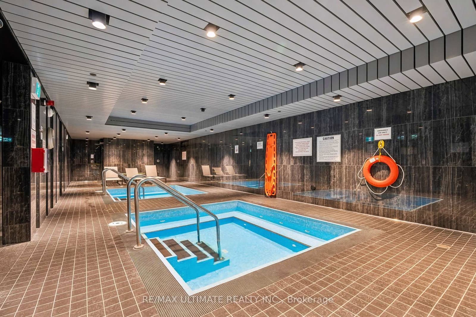 2221 Yonge Street, Unit 3905 thumbnail 20