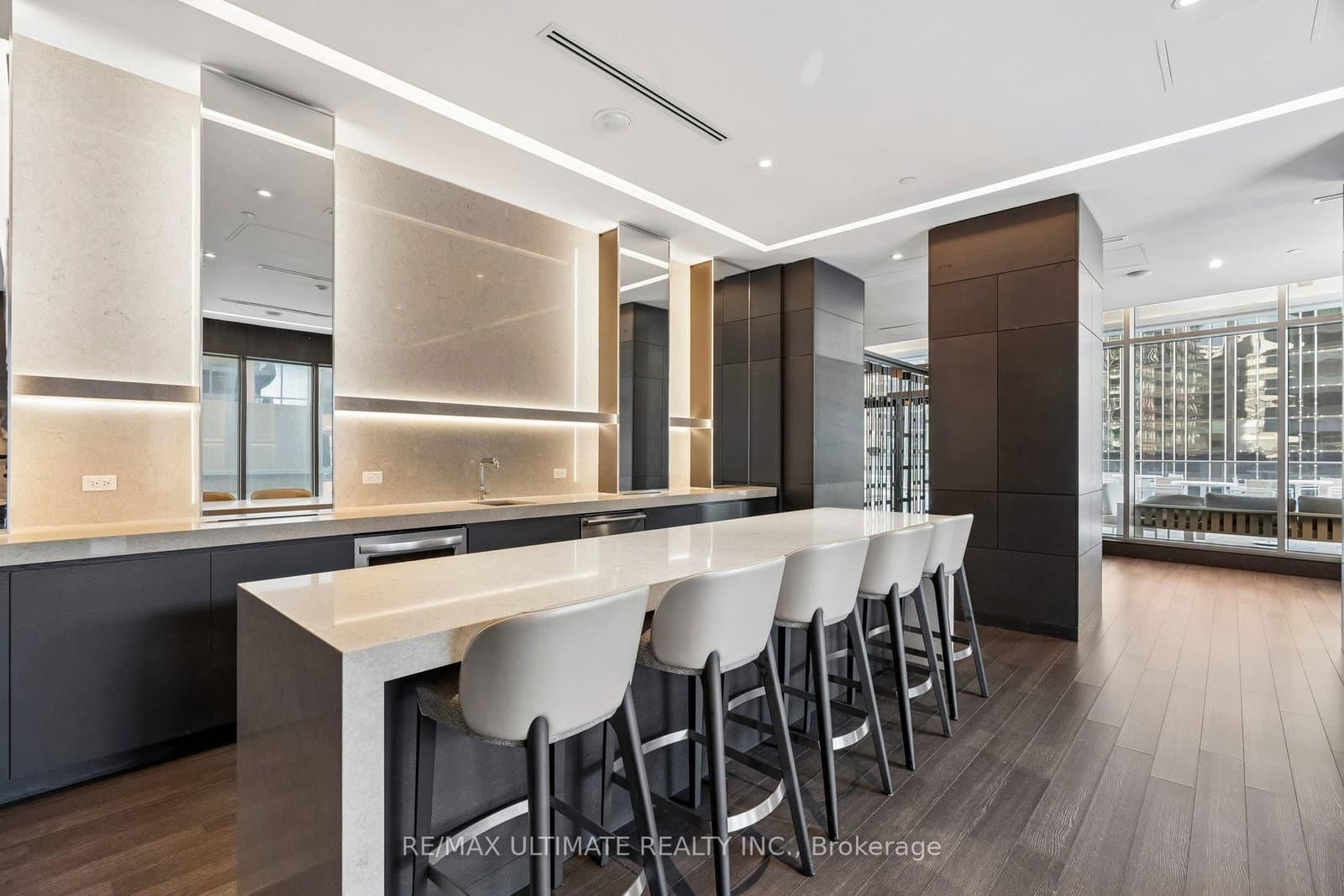2221 Yonge Street, Unit 3905 thumbnail 25