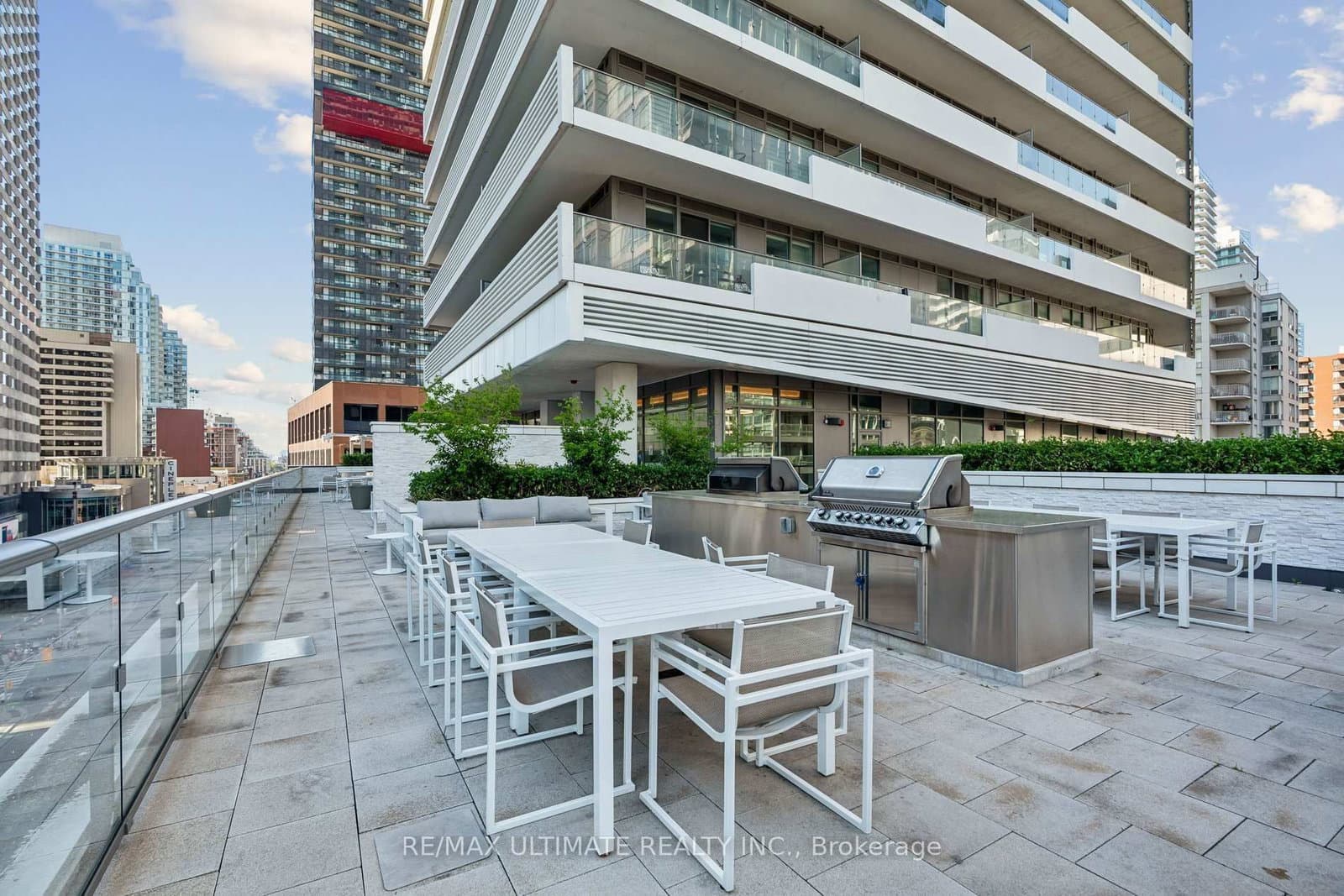 2221 Yonge Street, Unit 3905 thumbnail 29
