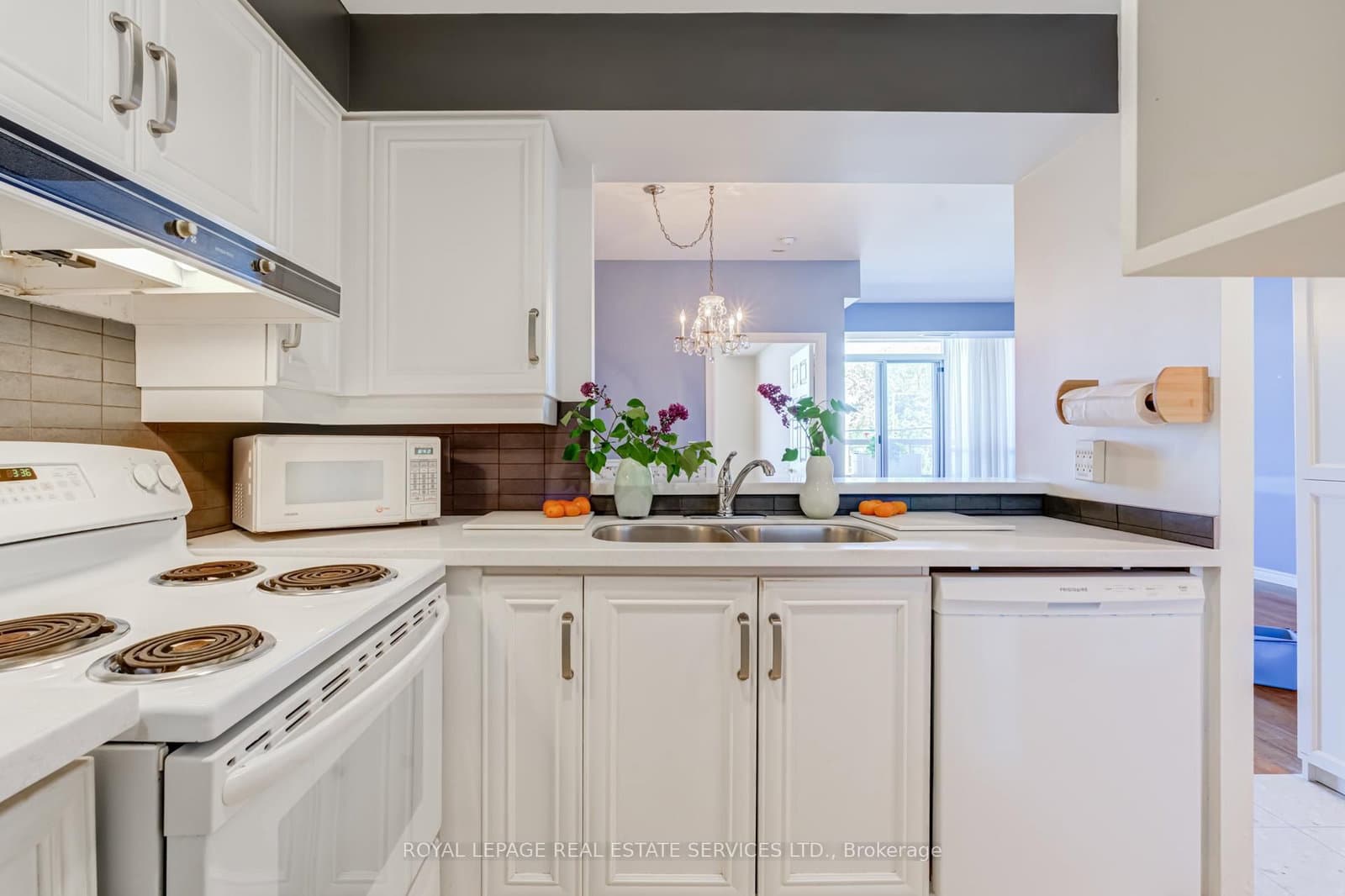 1750 Bayview Avenue, Unit 202 thumbnail 24