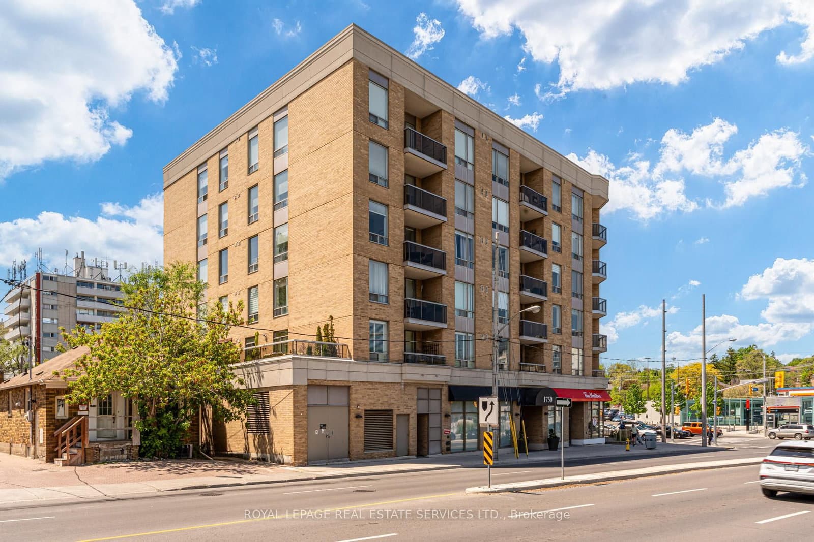 1750 Bayview Avenue, Unit 202 thumbnail 3