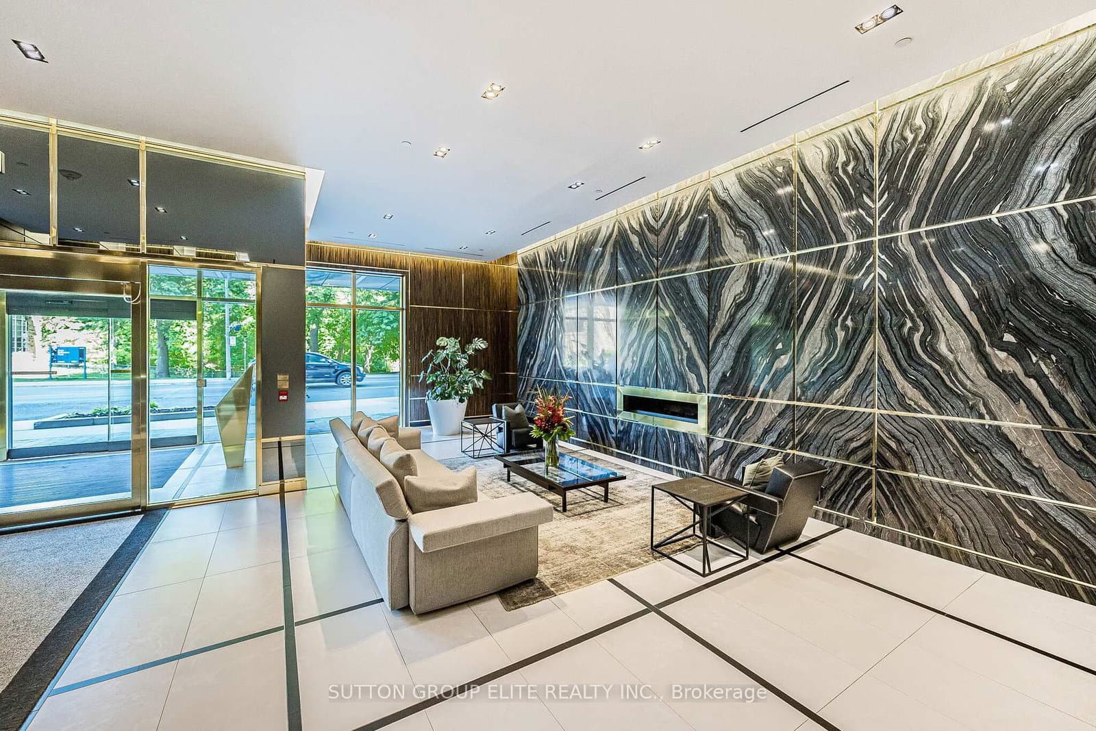 3018 Yonge Street, Unit 814 thumbnail 3