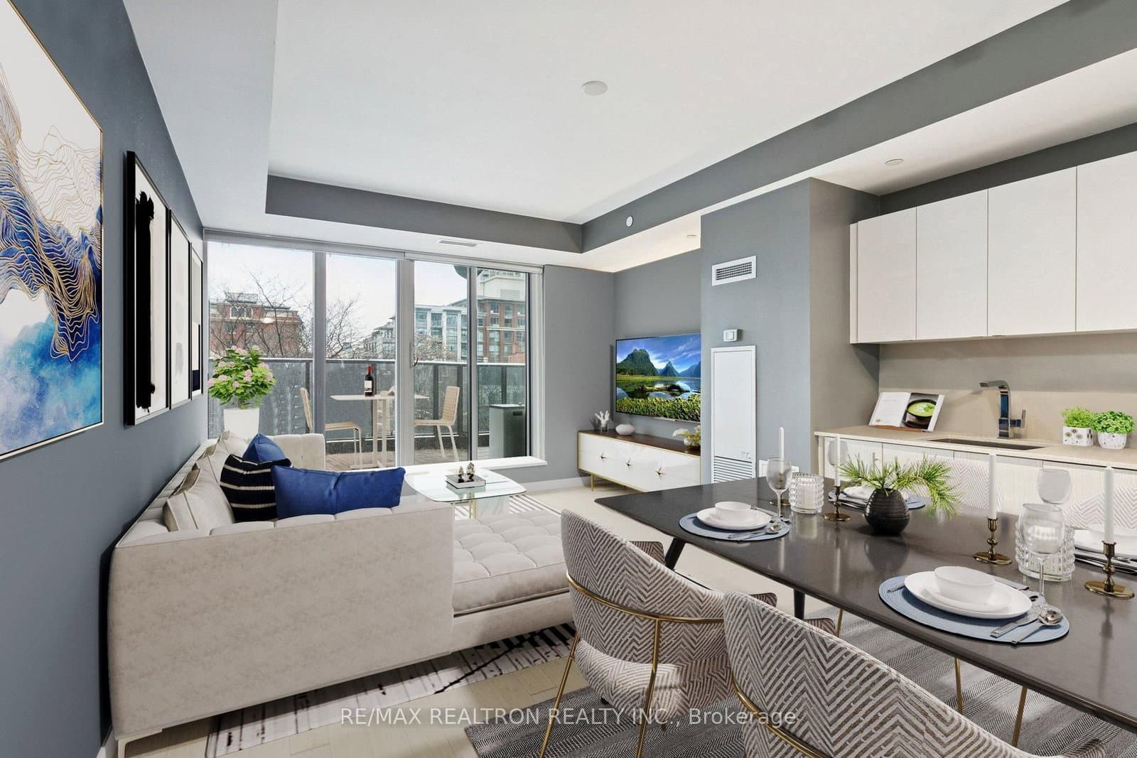 330 W Richmond Street W, Unit 307 thumbnail 12