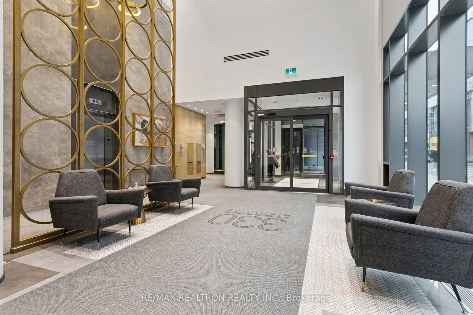 330 W Richmond Street W, Unit 307 thumbnail 7