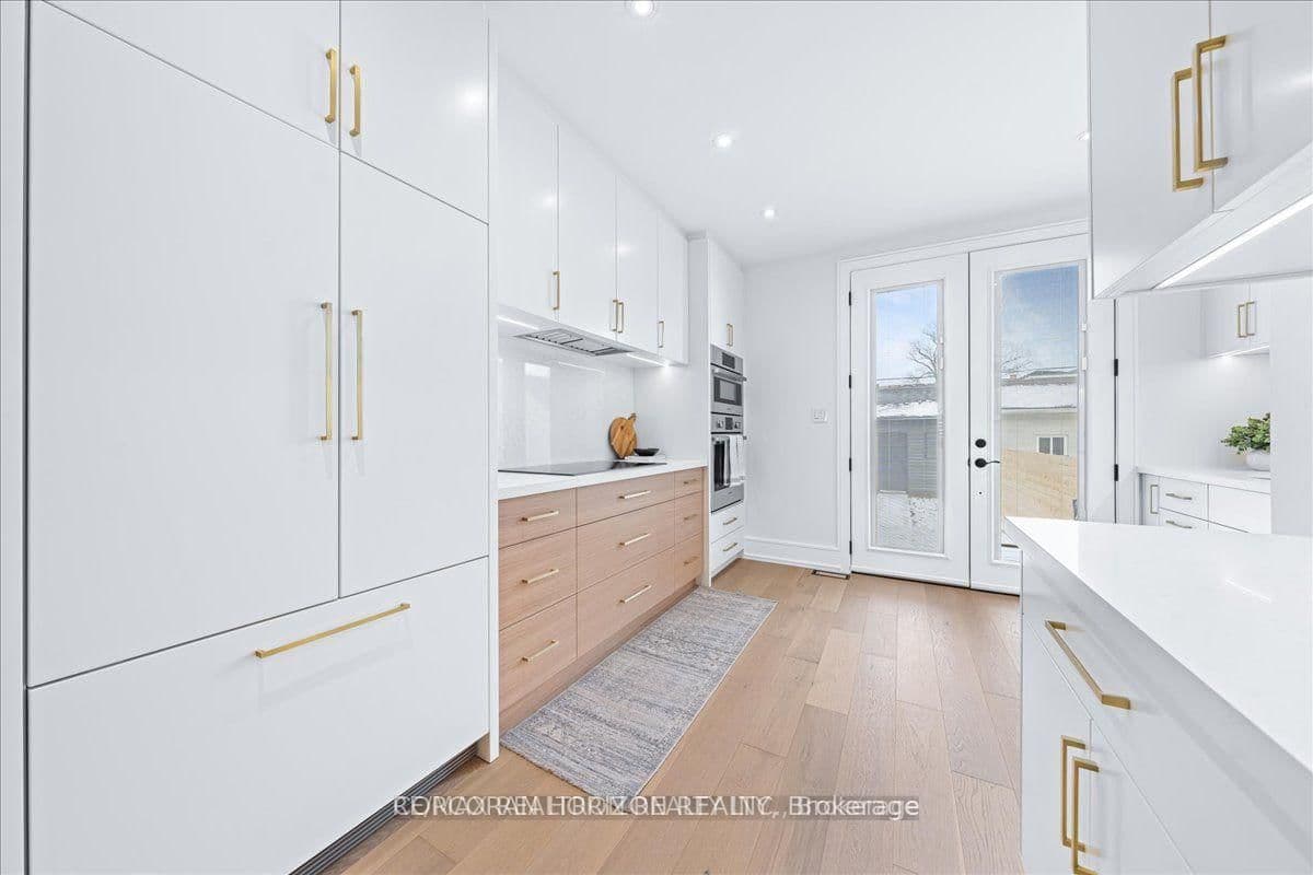 225 Christie Street thumbnail 3