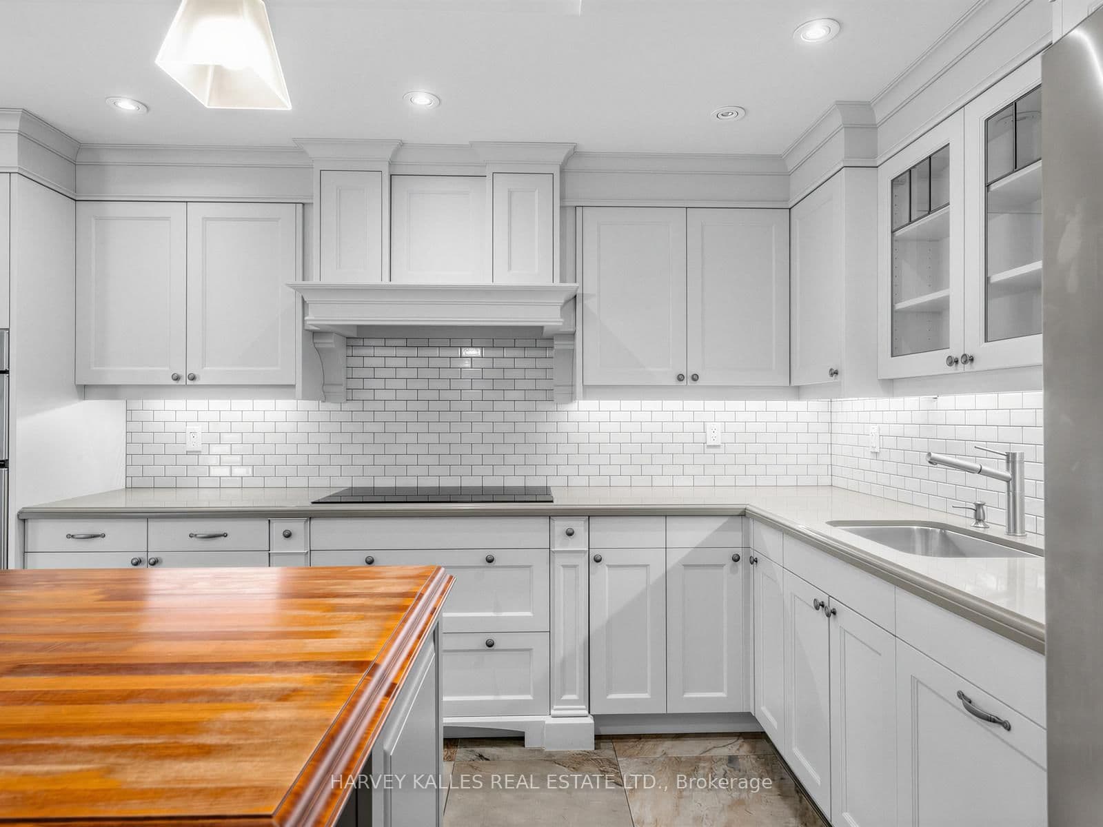 4 Lowther Avenue, Unit 310 thumbnail 18