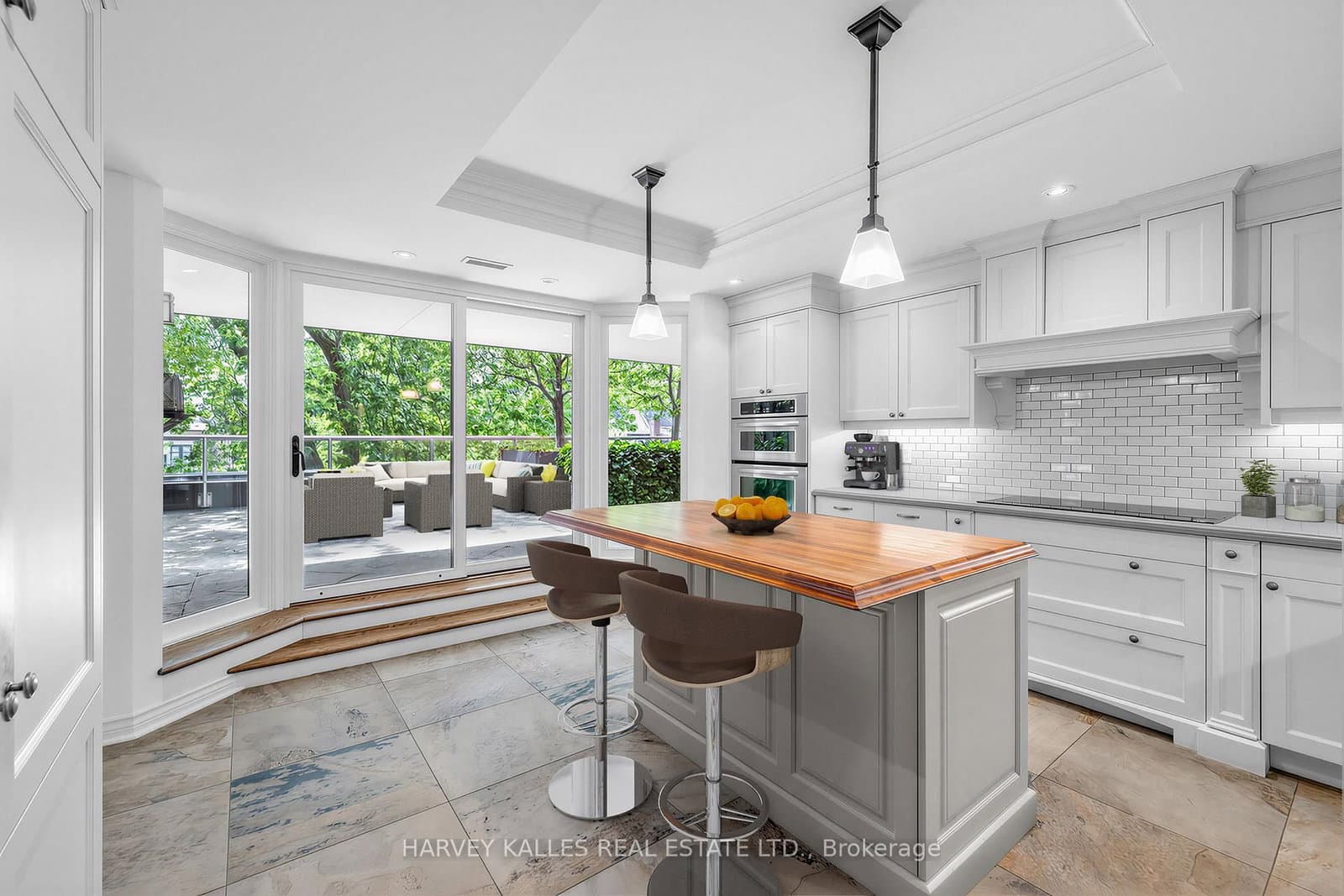 4 Lowther Avenue, Unit 310 thumbnail 4