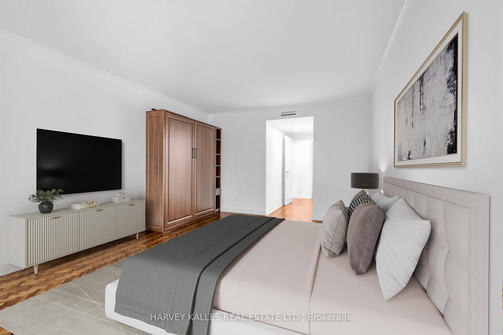 4 Lowther Avenue, Unit 310 thumbnail 8