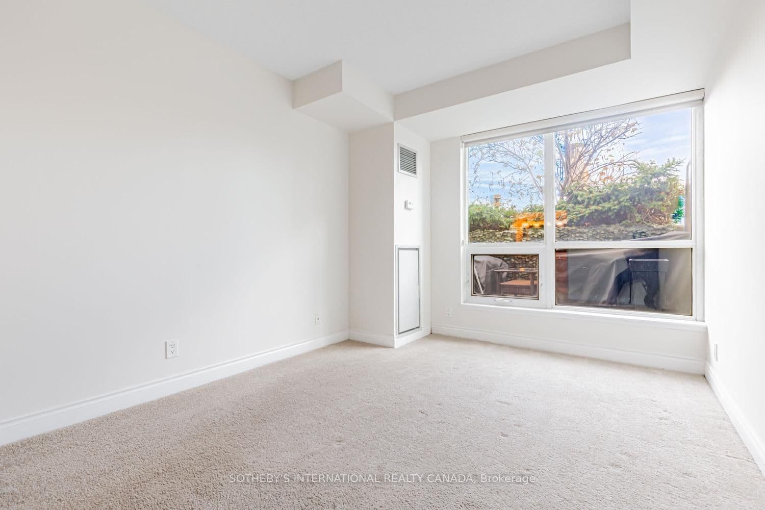 10 Delisle Avenue, Unit 327 thumbnail 19
