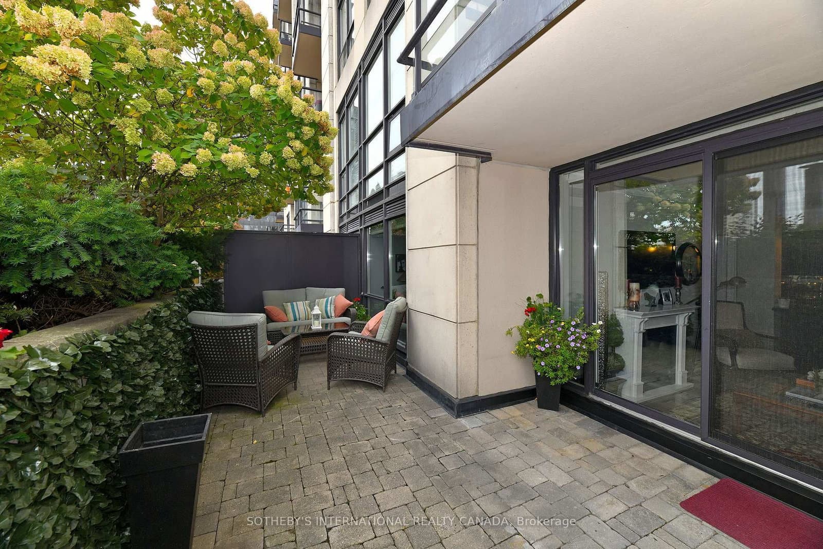 10 Delisle Avenue, Unit 327 thumbnail 30