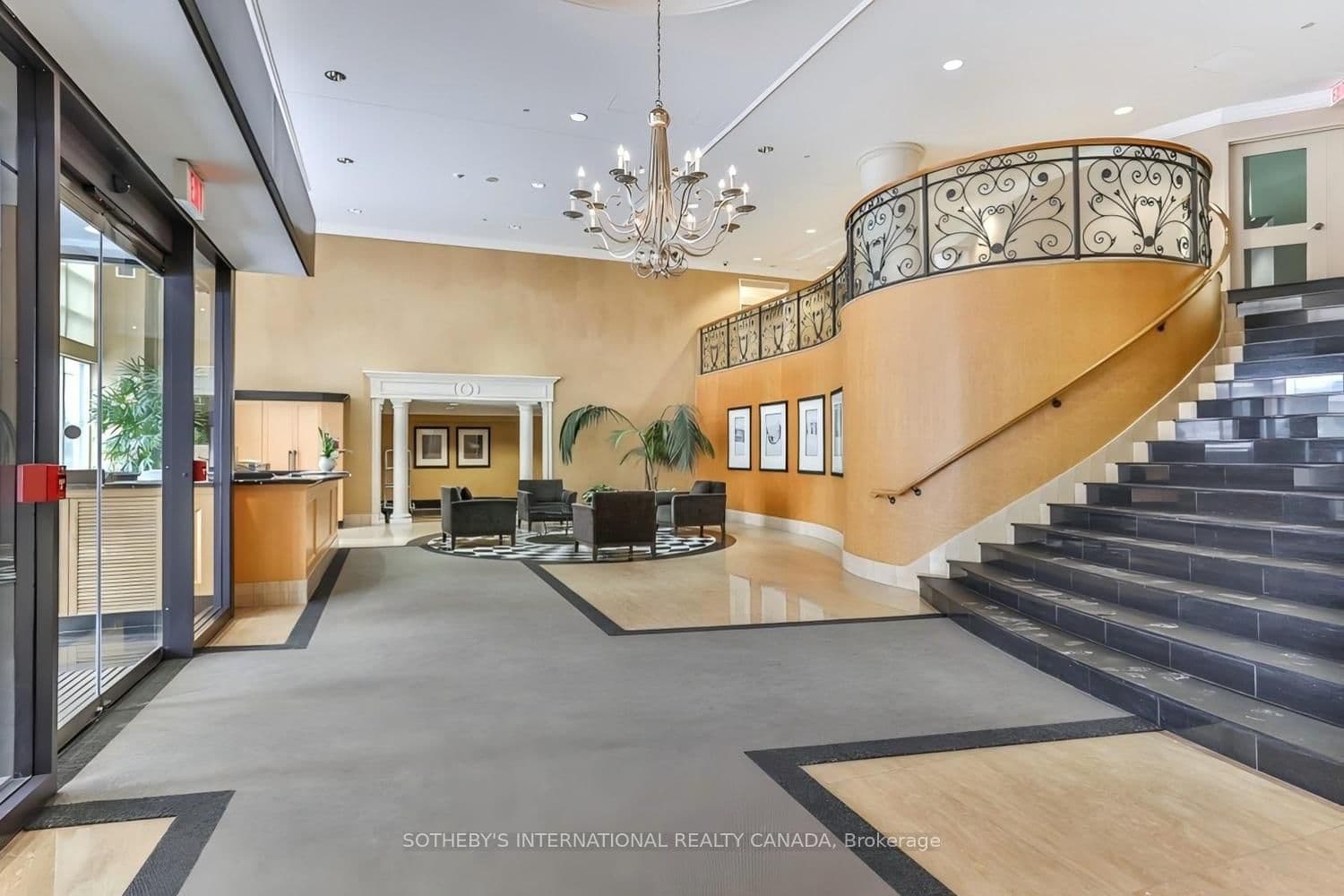 10 Delisle Avenue, Unit 327 thumbnail 34