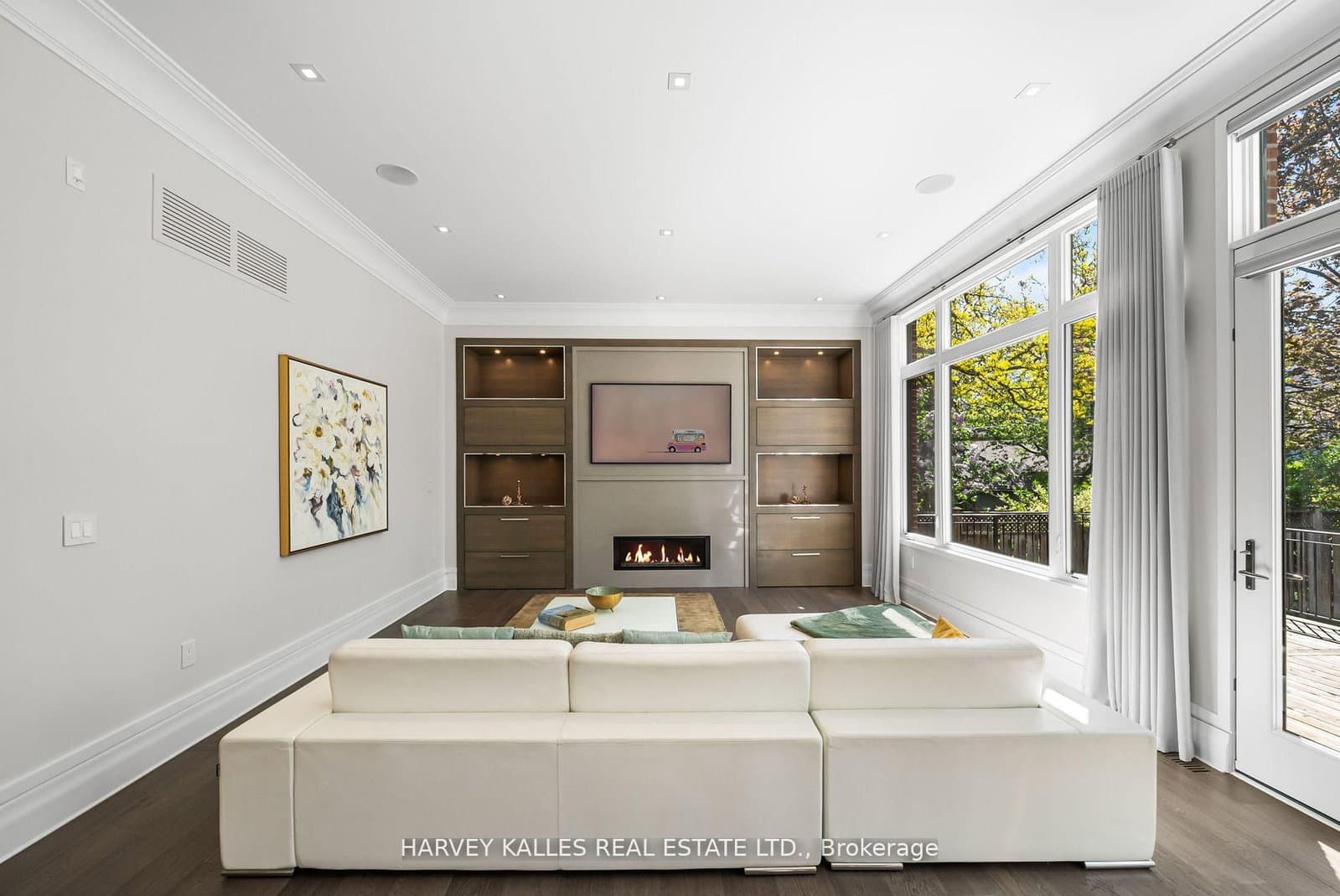 163 Cortleigh Boulevard thumbnail 20