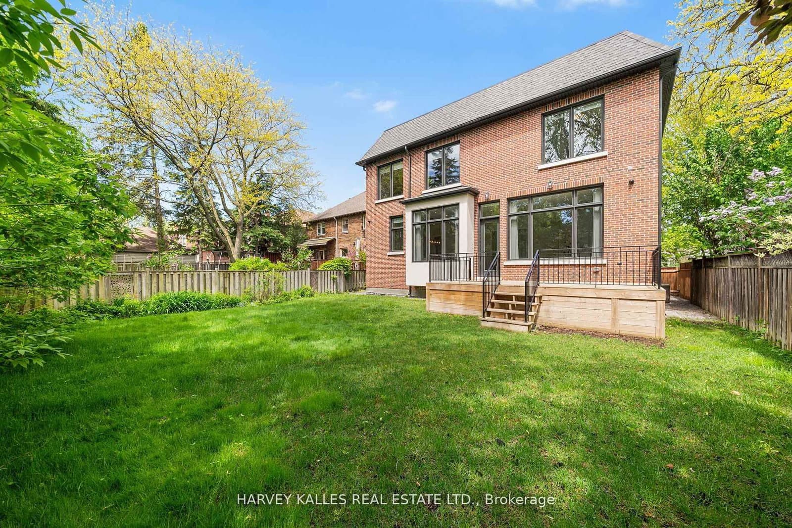 163 Cortleigh Boulevard thumbnail 50