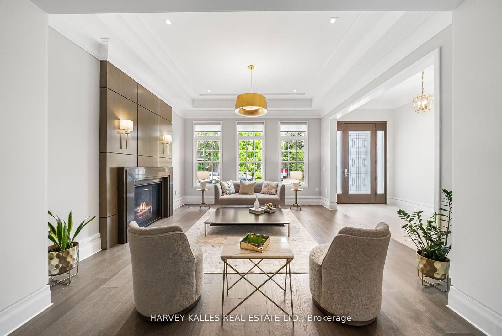 163 Cortleigh Boulevard thumbnail 7