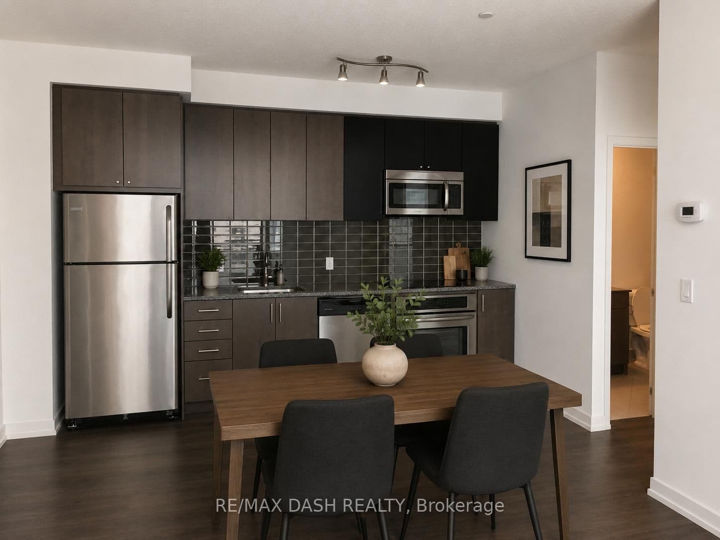 89 Dunfield Avenue, Unit 729 thumbnail 2