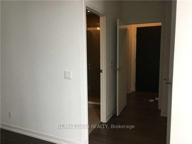 89 Dunfield Avenue, Unit 729 thumbnail 8
