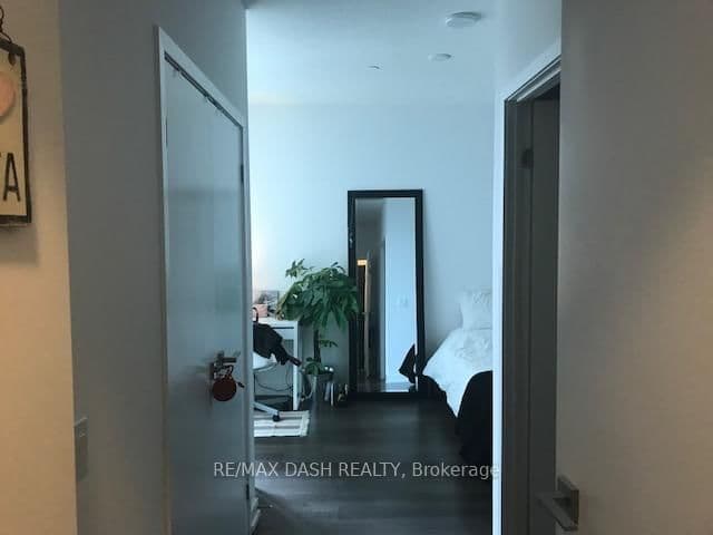 89 Dunfield Avenue, Unit 729 thumbnail 9