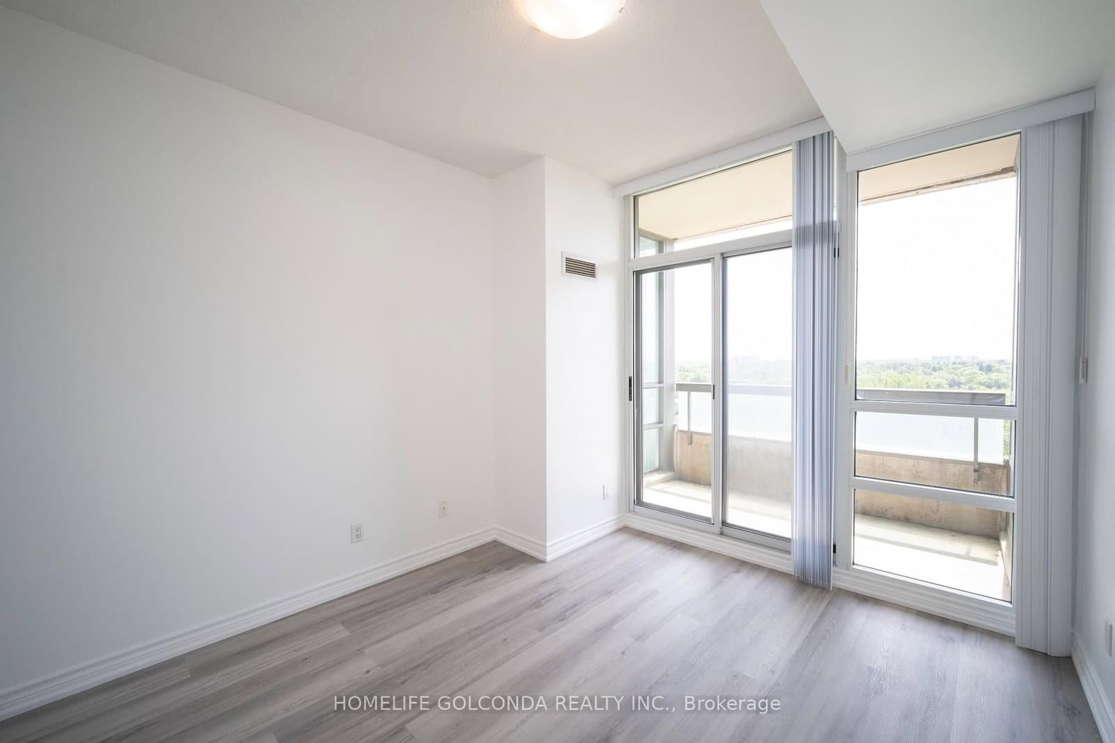 509 Beecroft Road, Unit 1106 thumbnail 19