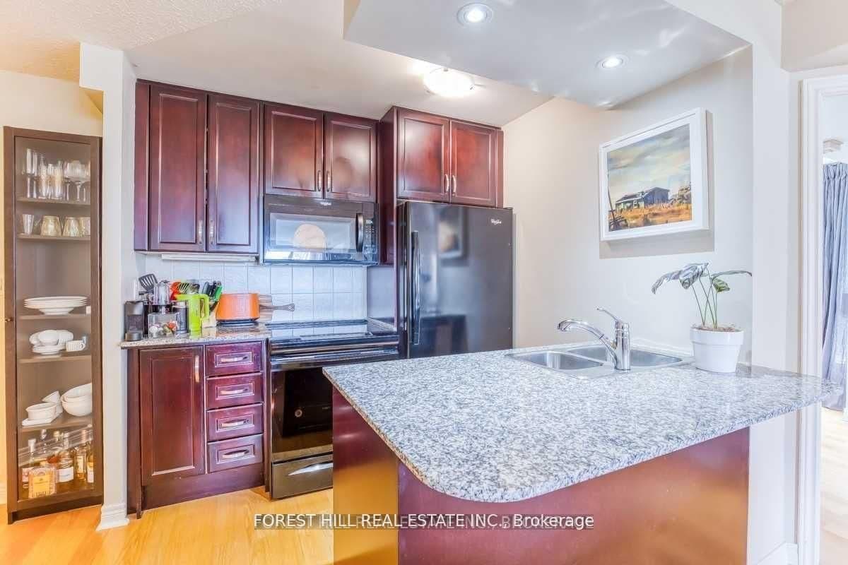 100 Hayden Street, Unit 801 thumbnail 6