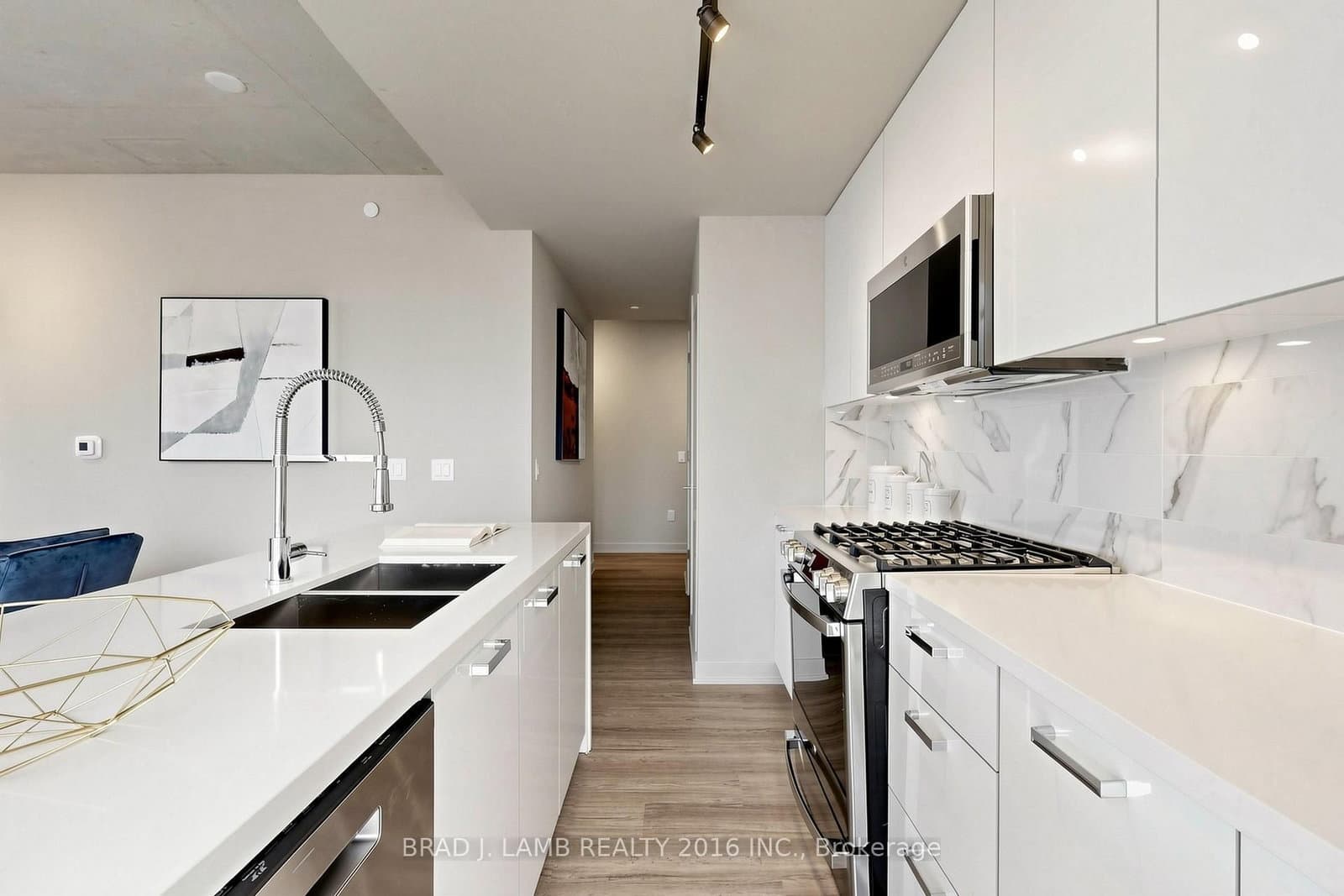 284 King Street E, Unit 2903 thumbnail 11