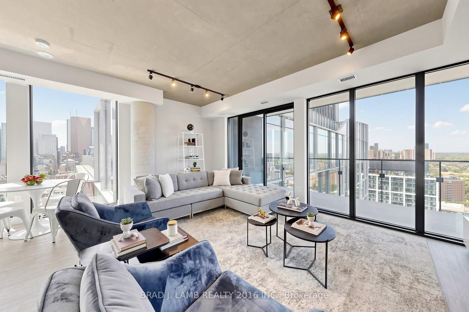 284 King Street E, Unit 2903 thumbnail 6