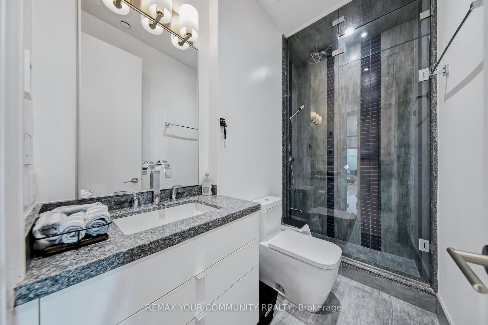 155 Yorkville Avenue, Unit 3113 thumbnail 15