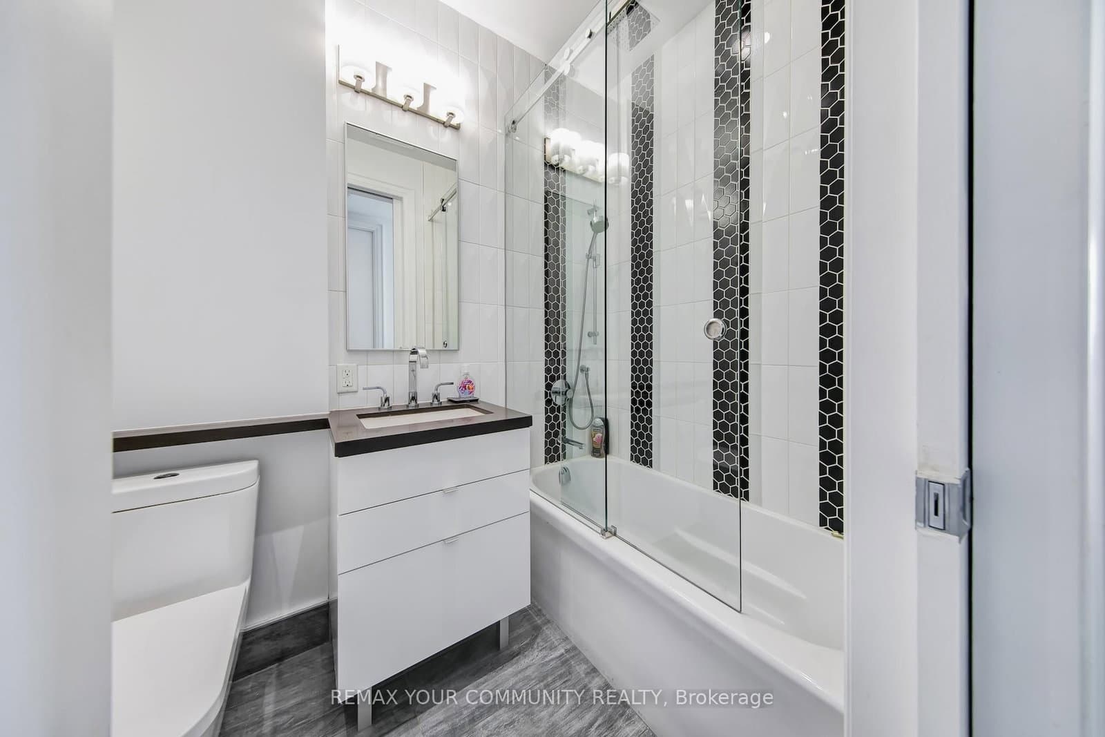 155 Yorkville Avenue, Unit 3113 thumbnail 20