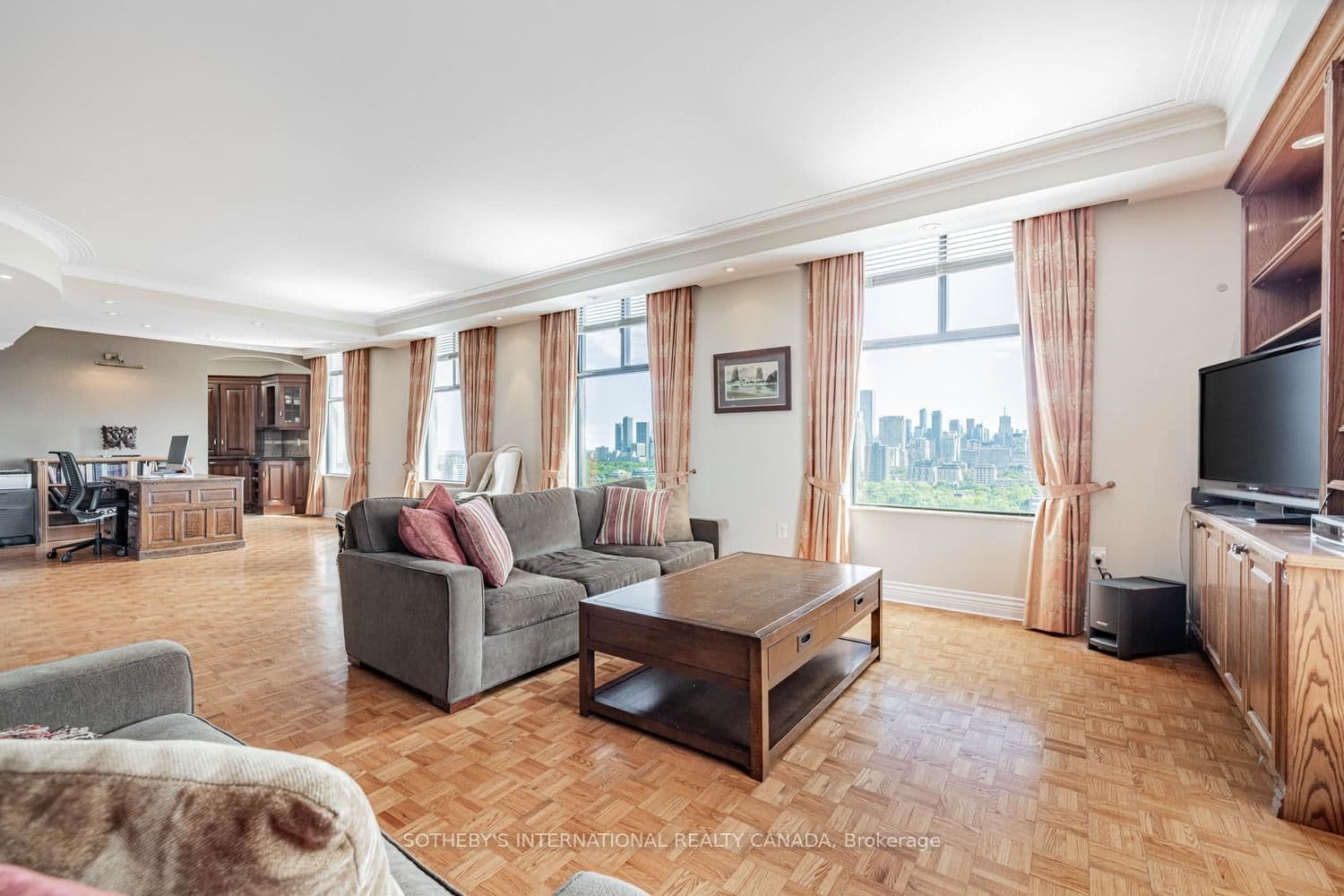 423 Avenue Road, Unit 13 thumbnail 4
