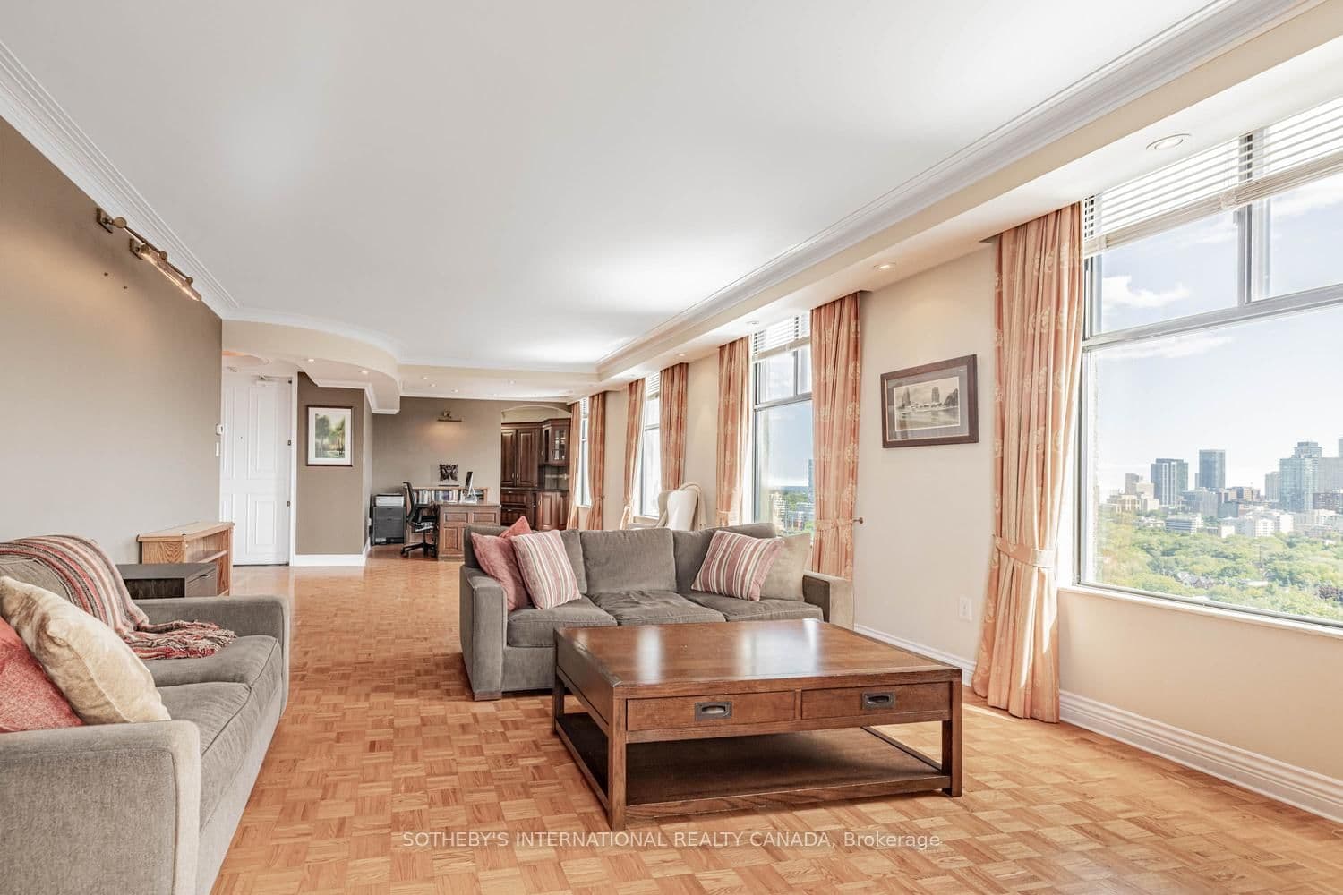 423 Avenue Road, Unit 13 thumbnail 5