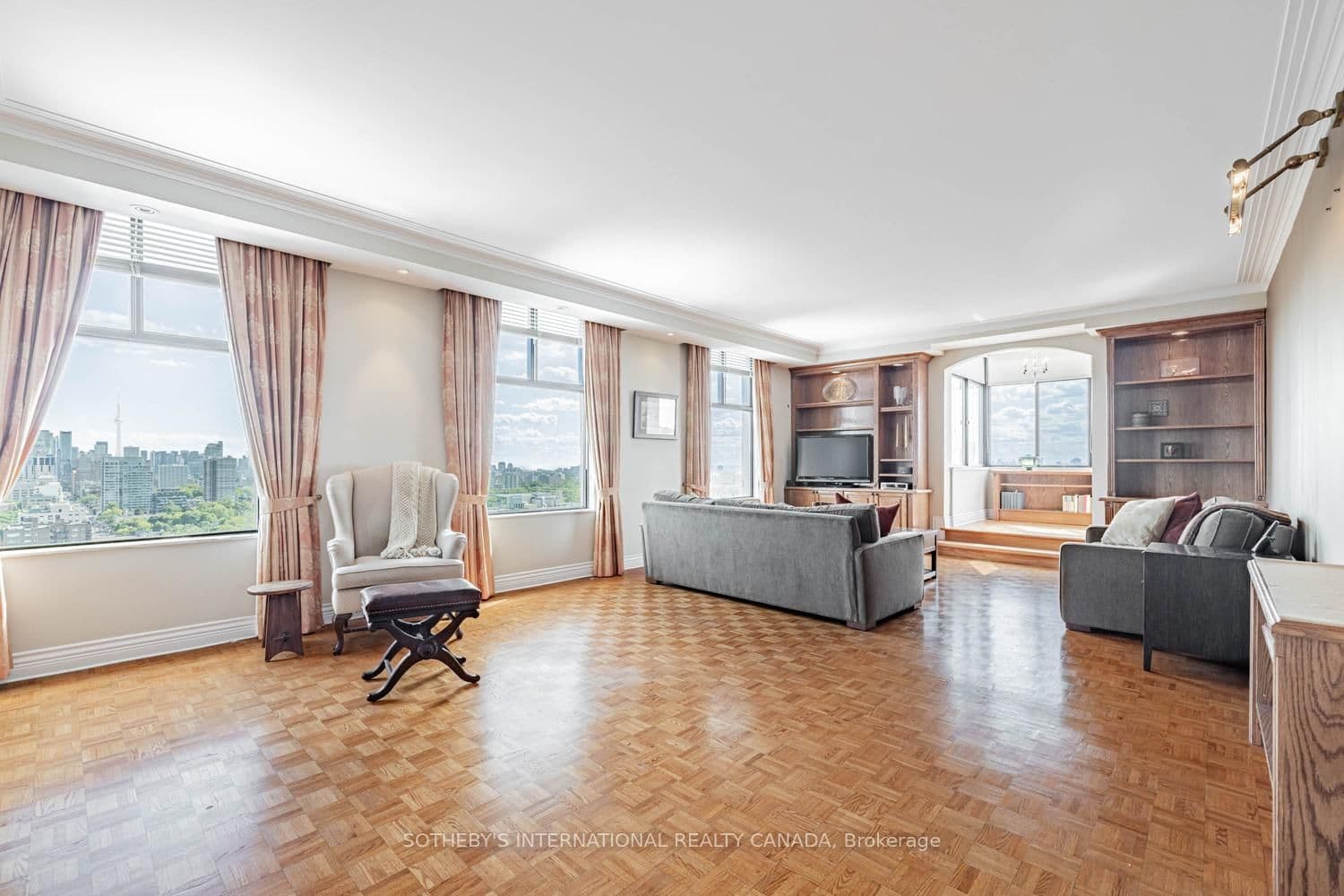 423 Avenue Road, Unit 13 thumbnail 7