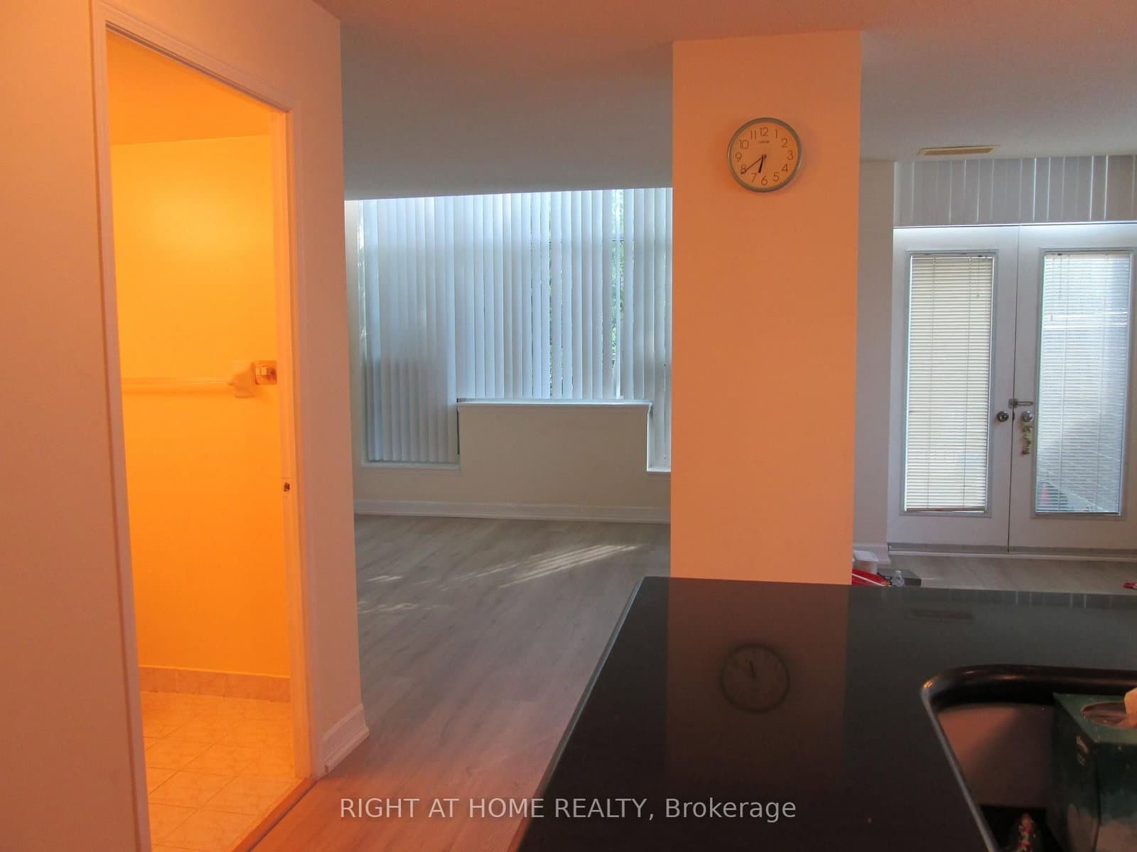 233 Beecroft Road, Unit 111 thumbnail 16