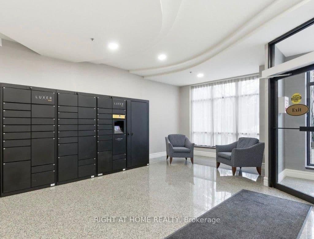 233 Beecroft Road, Unit 111 thumbnail 7