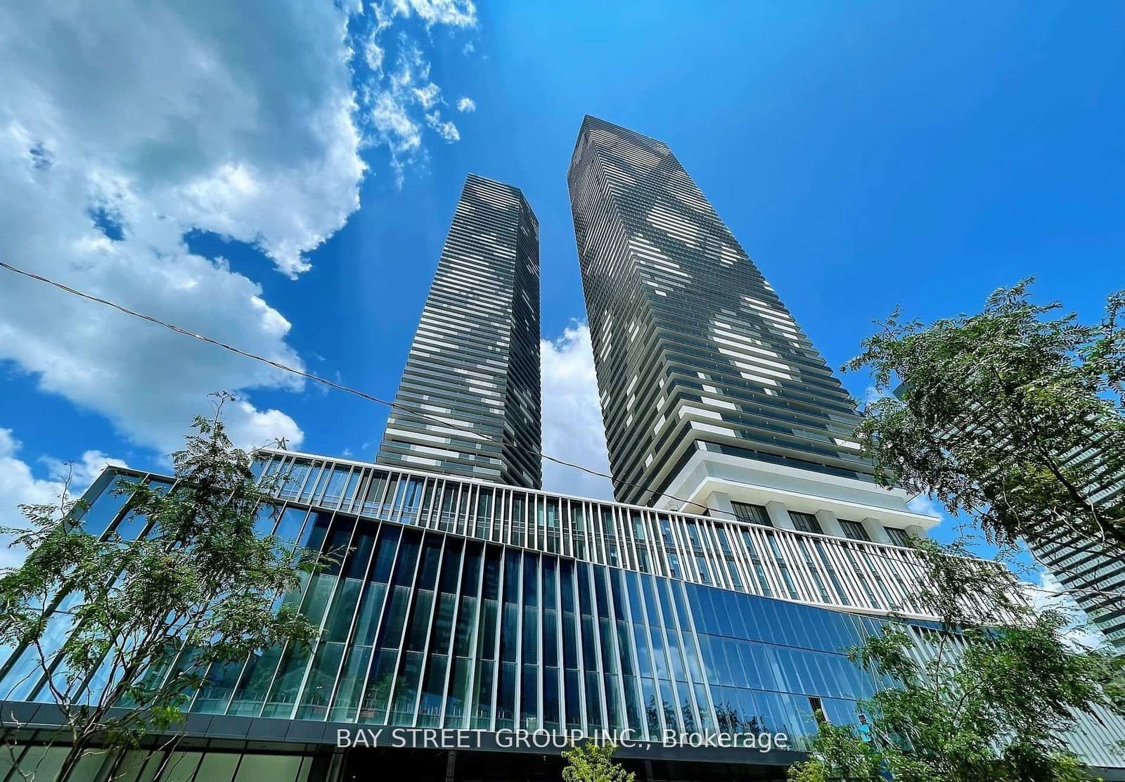 138 Downes Street, Unit 806 - Image 1