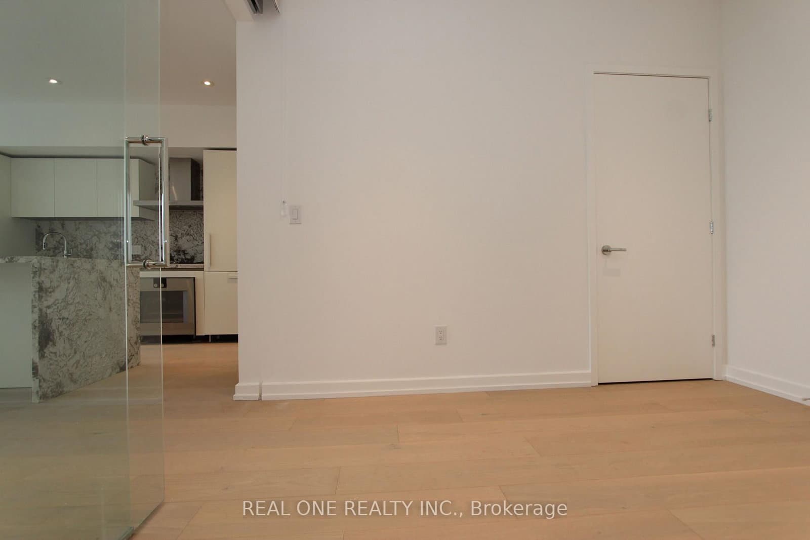 1315 Bay Street, Unit 804 thumbnail 10