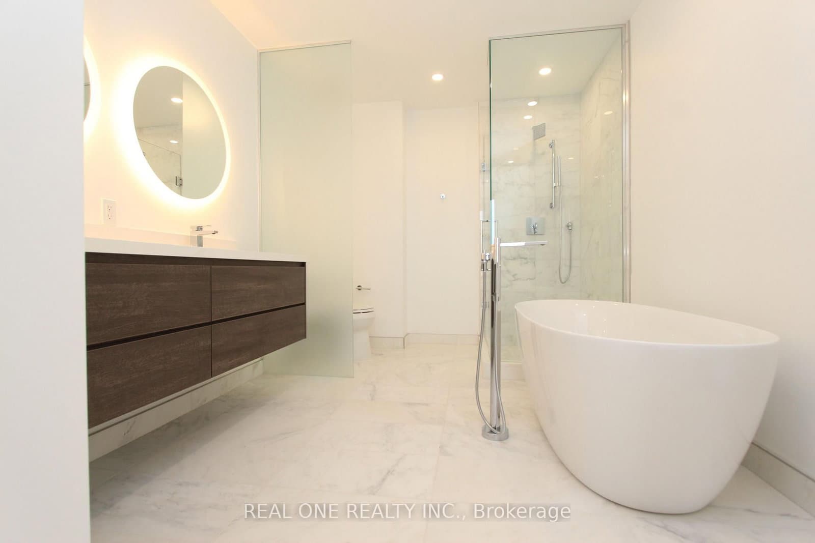 1315 Bay Street, Unit 804 thumbnail 17